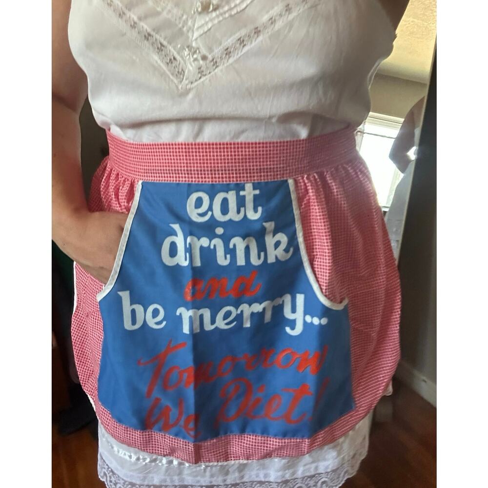 Vintage half apron with pockets
